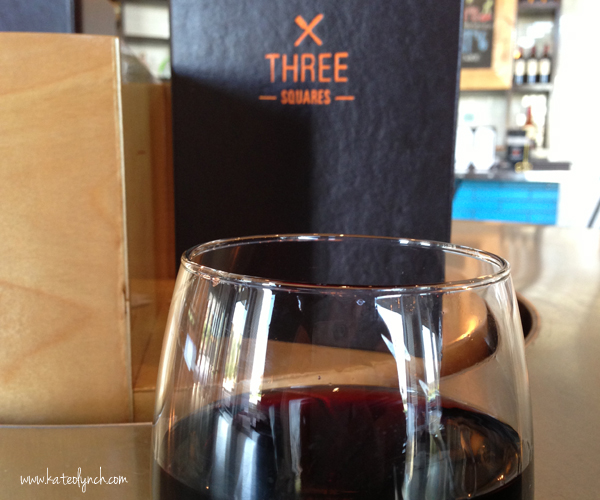 Three-Squares-wine